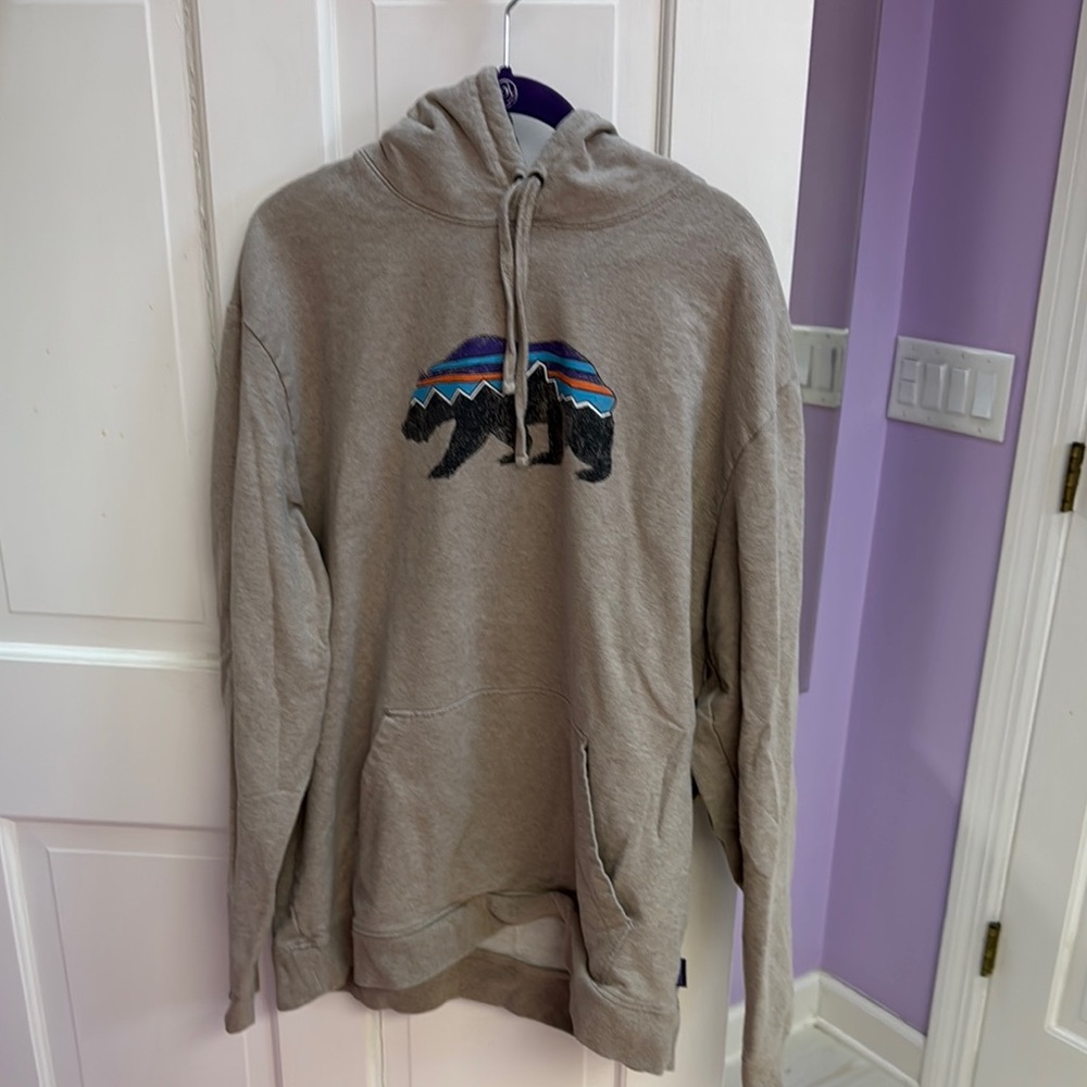 Men's Gray Hoodie with Bear Design